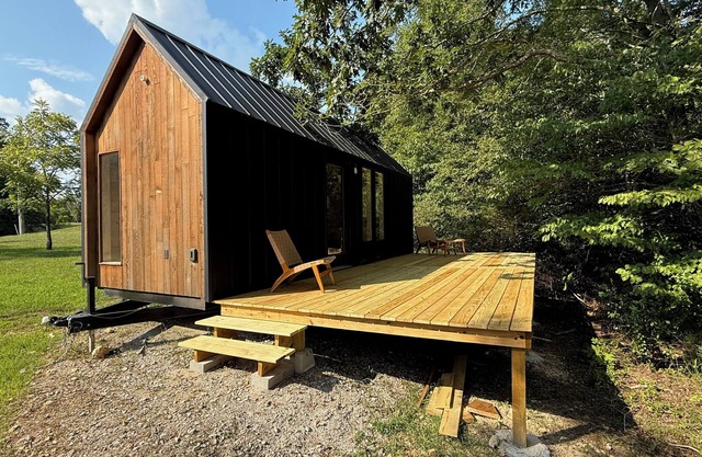 Ridgetop Retreat Tiny Home Unit 1
