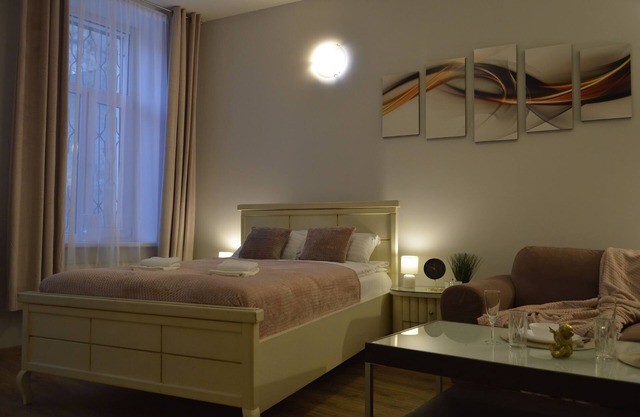 Riga City Center Romantic style studio apartment