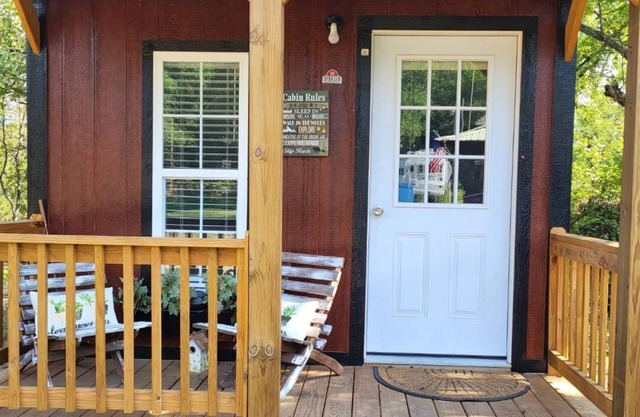 River Rock Cabin 11 - Wilderness RV & Adventure Park