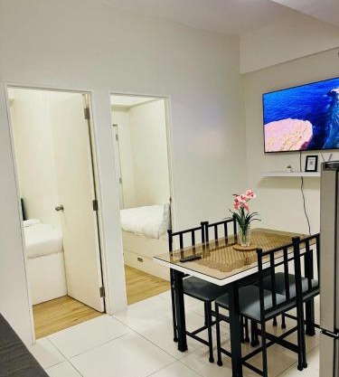 Riverfront City 2 Suite Room