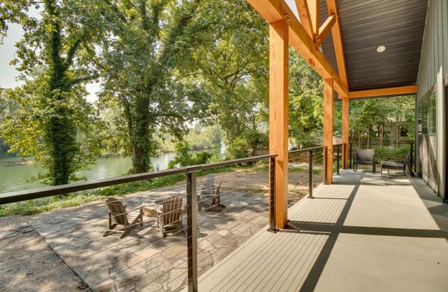 Riverfront Salesville Cabin Rental with Shared Dock!