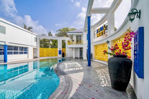 Roadies Rostel - Best Adventure Resort in Ahmedabad