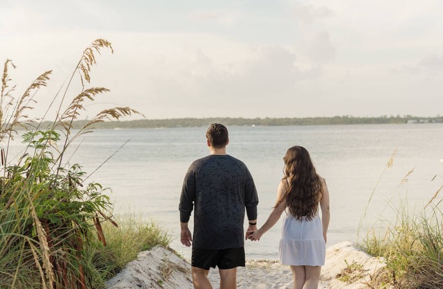 Romance Awaits in Paradise/Outdoor Movie Theatre/2-bed condo in Pensacola