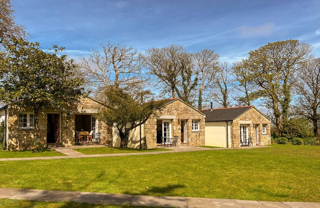 Romantic fully equipped self-catering cottage