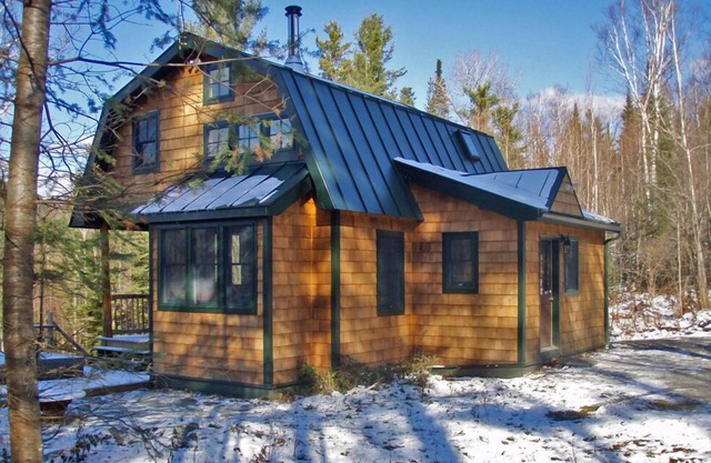 Romantic Retreat: Mt. Views, Hot Tub, Movie Theater