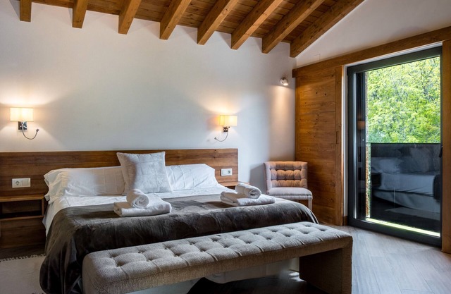 Room 'Galayos' with Mountain View, Shared Terrace and Wi-Fi