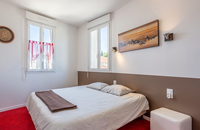 Room 'N°01' with Wi-Fi