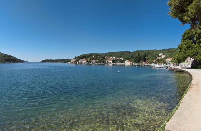 Zaton Mali 