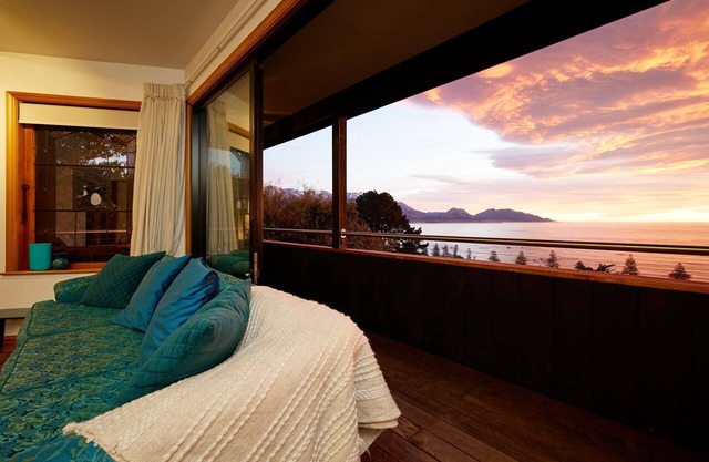 Room With a View - The Gallery - panoramic sea and mountain views