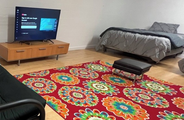 Roomy Newly Finished Lower Level - 4 Queen Beds