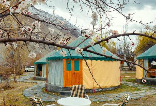 Roomy Yurts, Gulmit Hunza