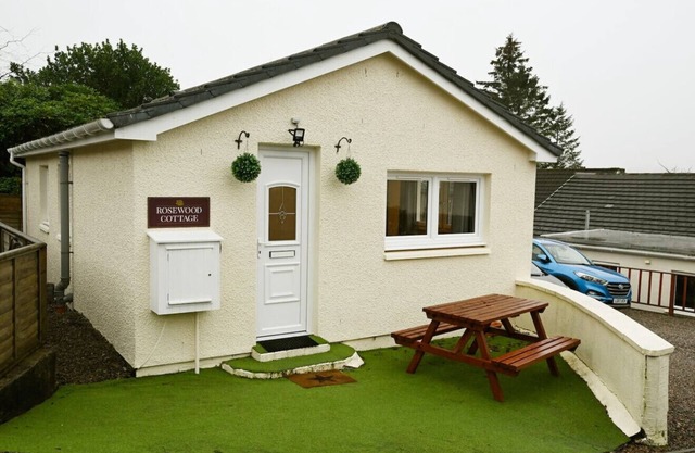 Rosewood Cottage in Fort William Town Centre