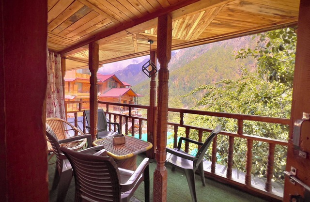 Royal Star Kasol