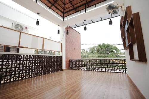 Royal Turn Modern Villa