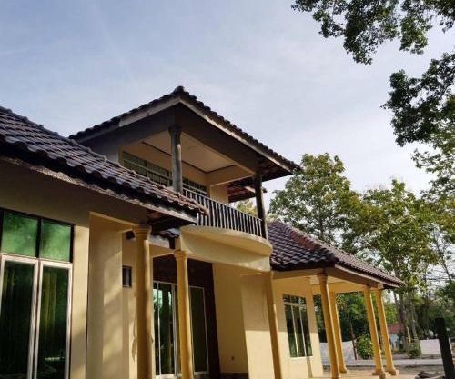 Rumah Madu Tiga Kangar