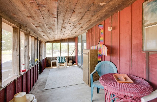 Rustic Retreat w/Dock on Oak Creek Reservoir!
