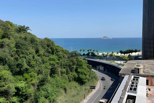 São Conrado 2 Quartos quadra praia e Shopping