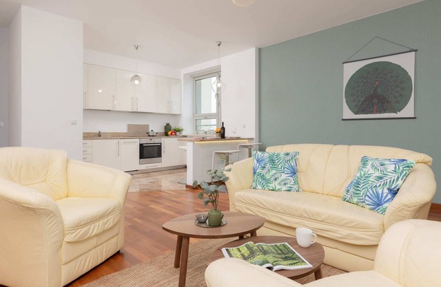 Słomińskiego 5 | Near Dworzec Gdański | 2 Bedroom