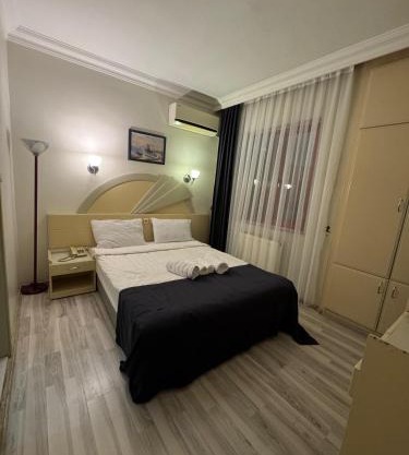 S Çelik Royal Otel
