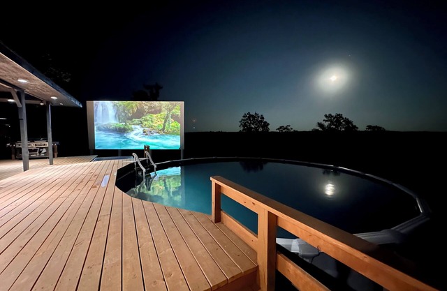 Safari Splash Ranch House w/pool, hot tub, game room, slide & more