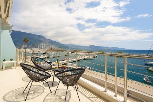 Sail Away Home in Kalamata, Marina Serenity (B4)