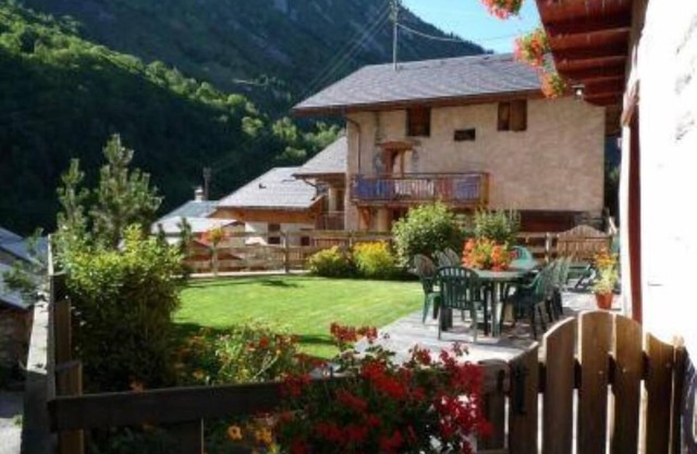 Saint Martin De Belleville: flat in chalet with character
