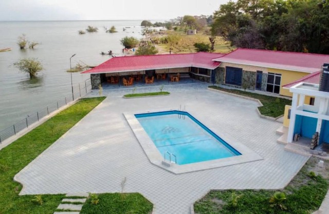 Sandmark Hotel Serengeti