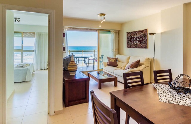Sandy Beach apartment on the beach