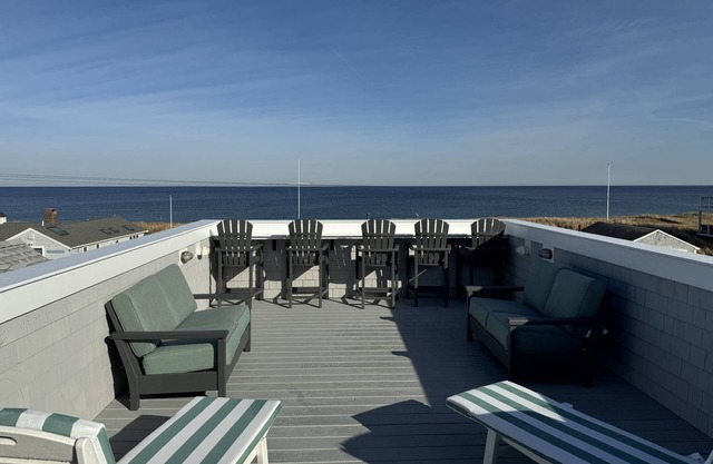 Sandy Clydesdale: Seaside Retreat, 10% Off August!