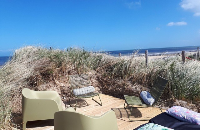 Sangatte "Les pieds Dans l'eau" seafront house Côte d'Opale Cap Blanc Nez