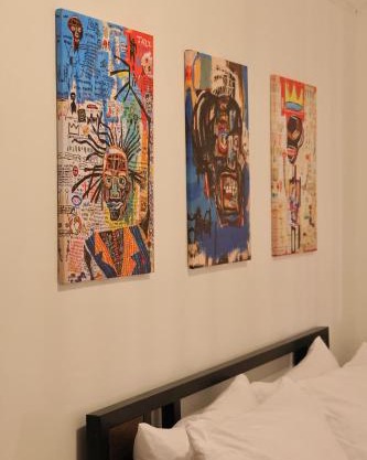 Santa Cruz rooms and hospitality