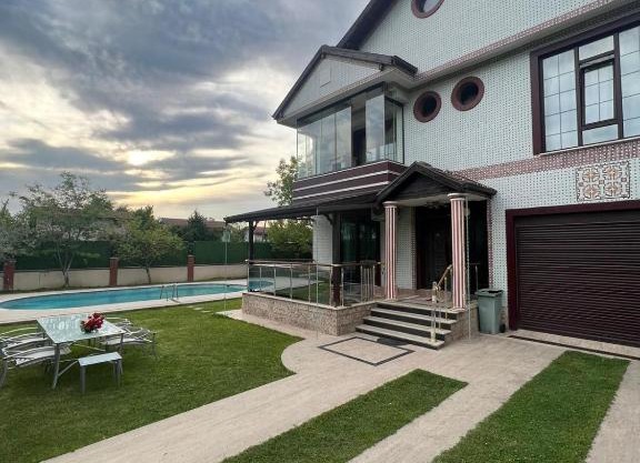 sapancaaynalivilla