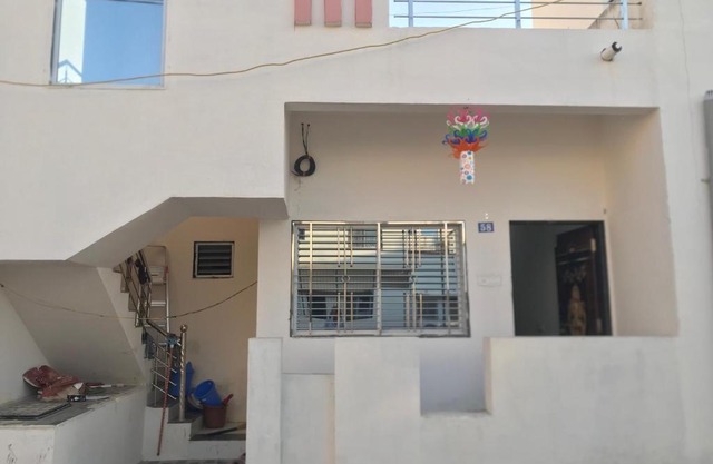 SARDAR HOME STAY