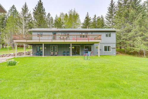 Scenic Forest Lodge Outside Glacier National Park!