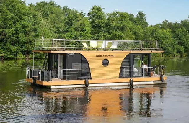 Schwimmendes Ferienhaus