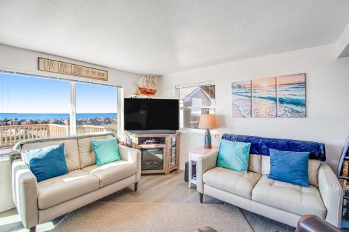Sea-Renity Sunset Hideaway