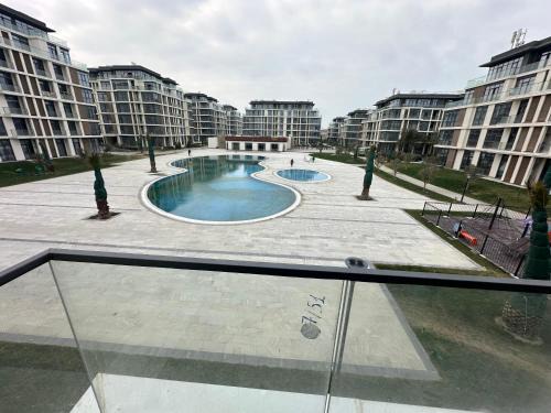 SeaBreeze Baku