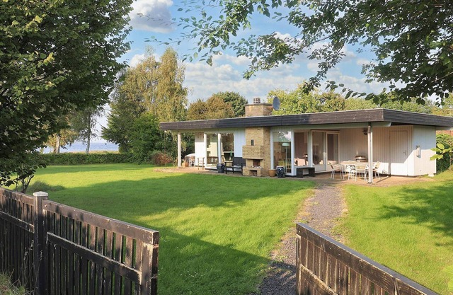 Seafront Holiday Home with Hot Tub