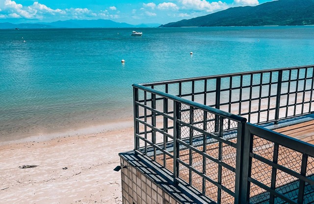 Seafront house for up to 12 people