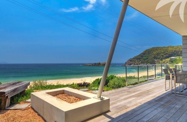 Seal Rocks' Ultimate Beach House - Your Perfect Escape Awaits!