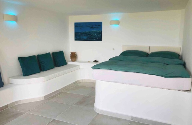 Seaview Appartment with infinity pool & Kitchen