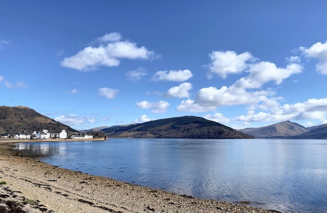 Seaview location in Inverarary, historic cottage within walking distance of town centre, sleeps 4