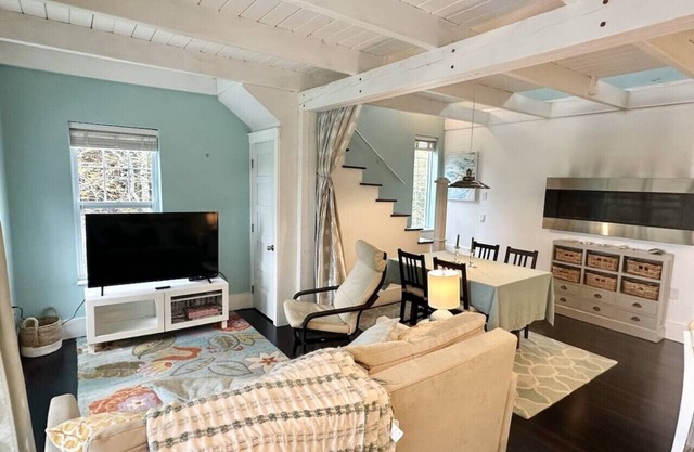 Secluded Cottage with Beach Access! [Cove Cottage]