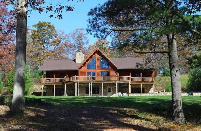 Secluded lodge on top of a mountain/235 acres/9 hole golf course/Sleeps 60
