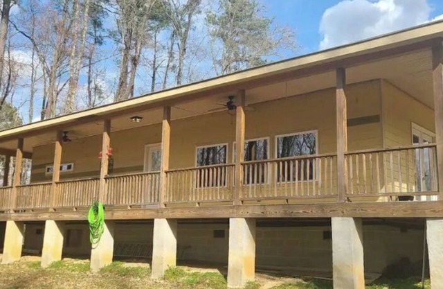 Serene Cottage & Wooded Retreat w Huge Porch!