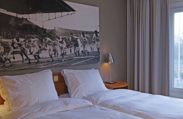 Serene Escape Ideal for Wellness-Focused Guests Near Henriette Polak Museum