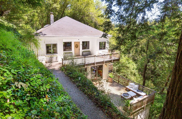 Serene Mill Valley Gem in the Redwoods