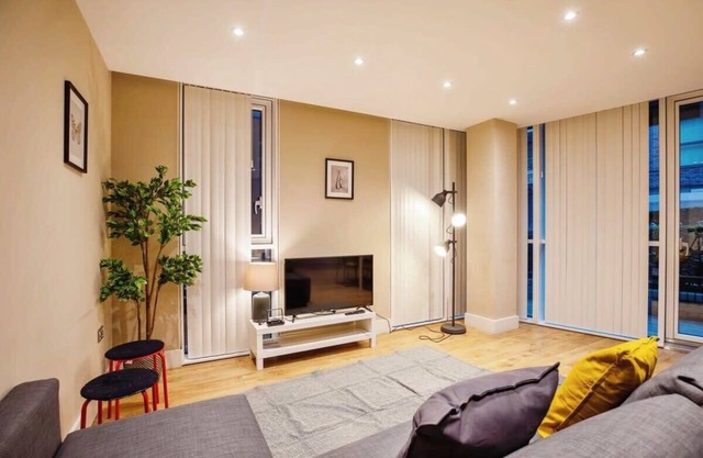 Serene Urban Retreat in London