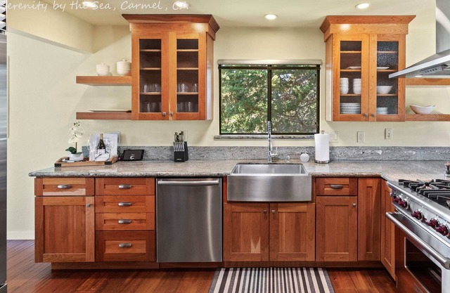 Serenity: Beautiful 3 bed w/Hot Tub & Powerwall