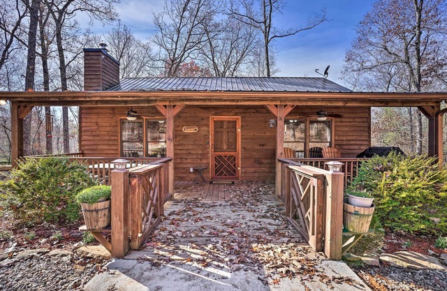 'Serenity Cabin' w/Furnished Deck
